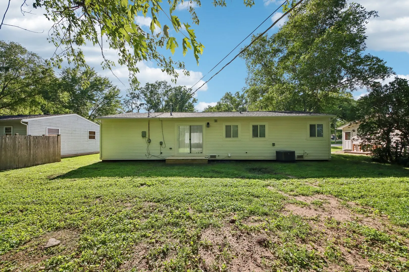 2804 Old Oak Drive IL
