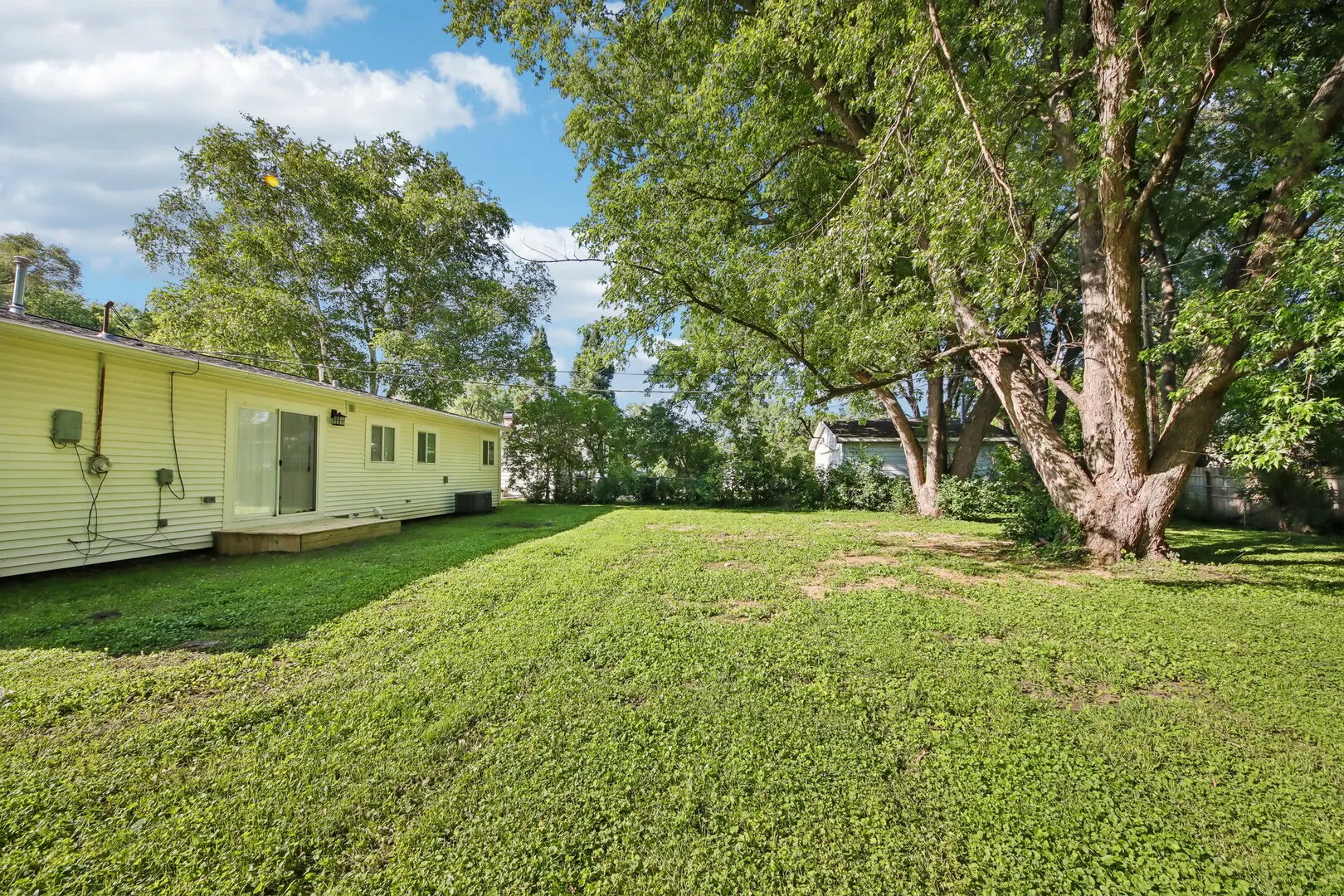 2804 Old Oak Drive IL