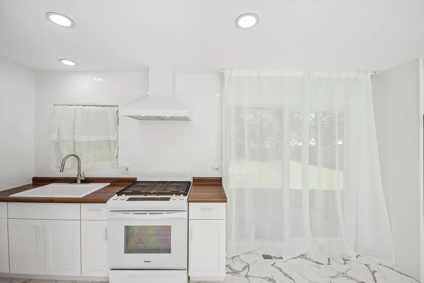 2804 Old Oak Drive IL