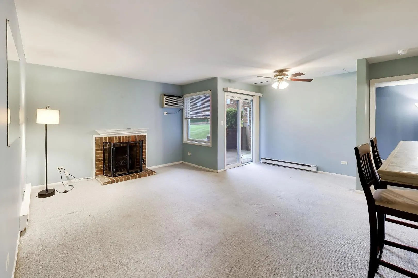 4404 W Shamrock Lane IL #1A