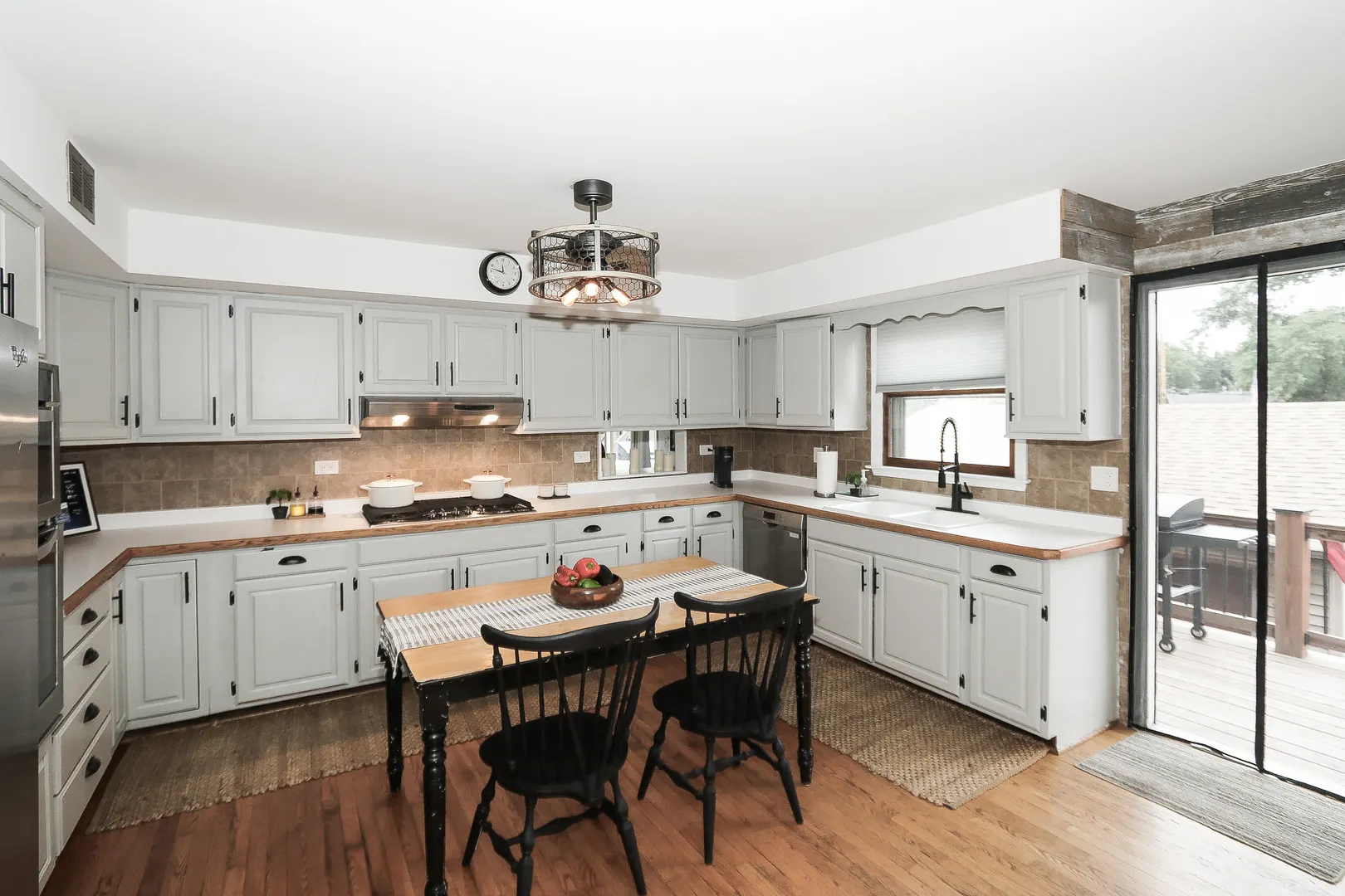717 Monterrey Terrace IL