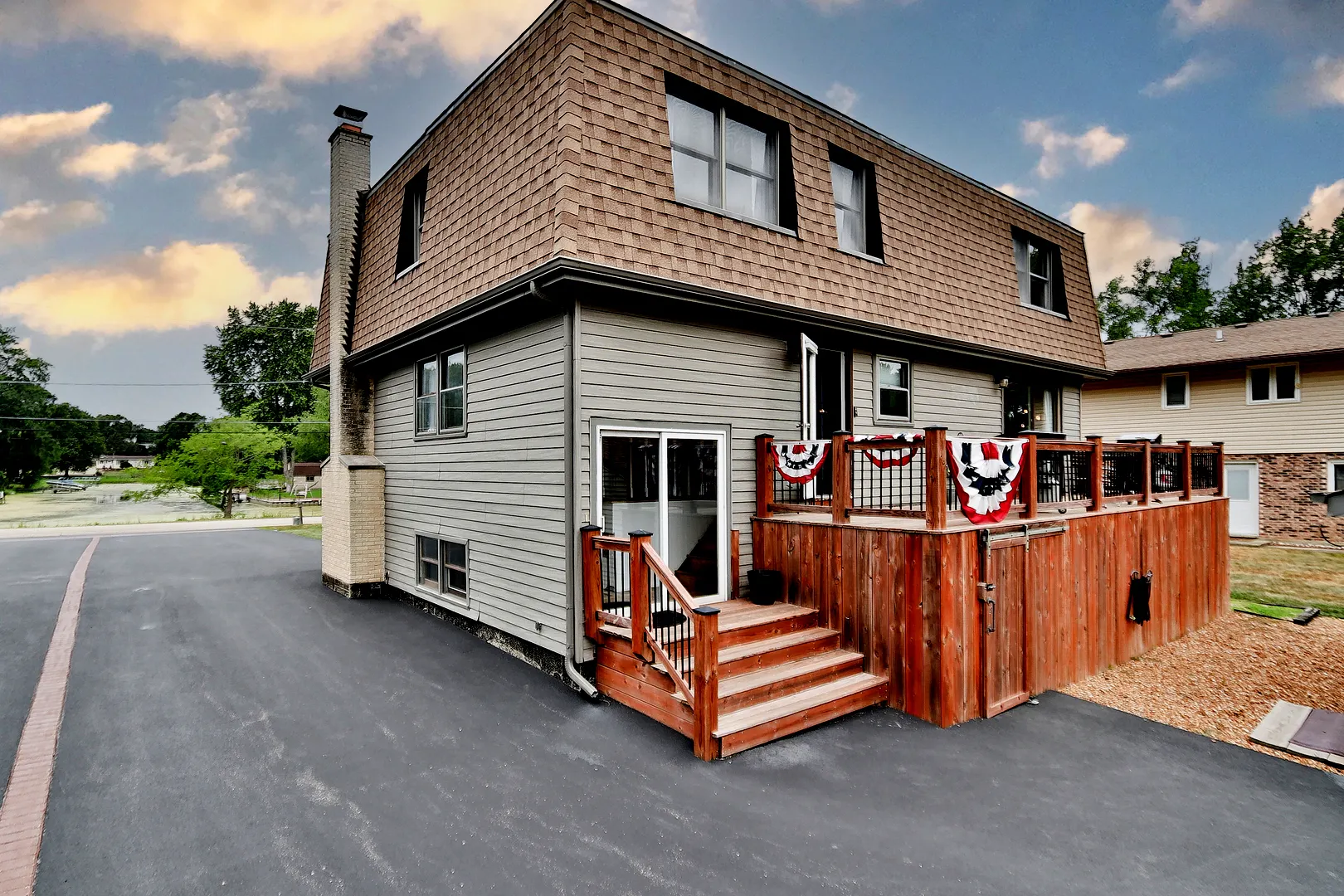 717 Monterrey Terrace IL