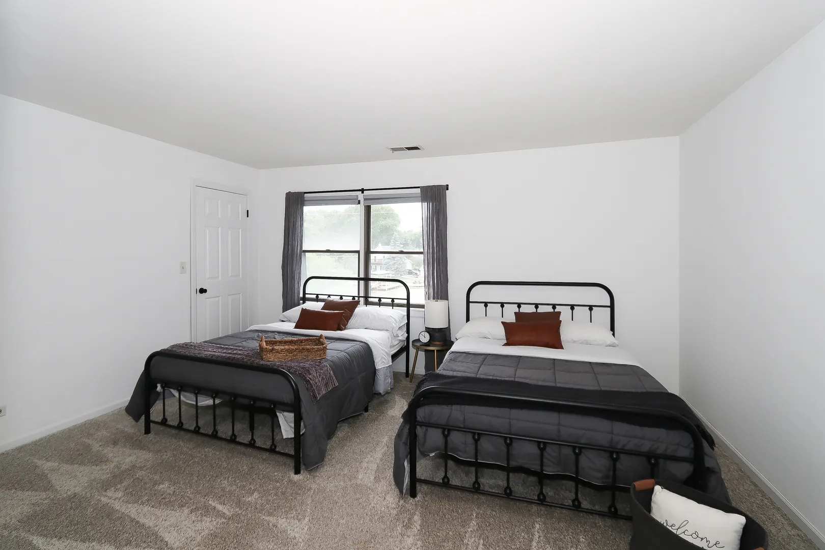 717 Monterrey Terrace IL