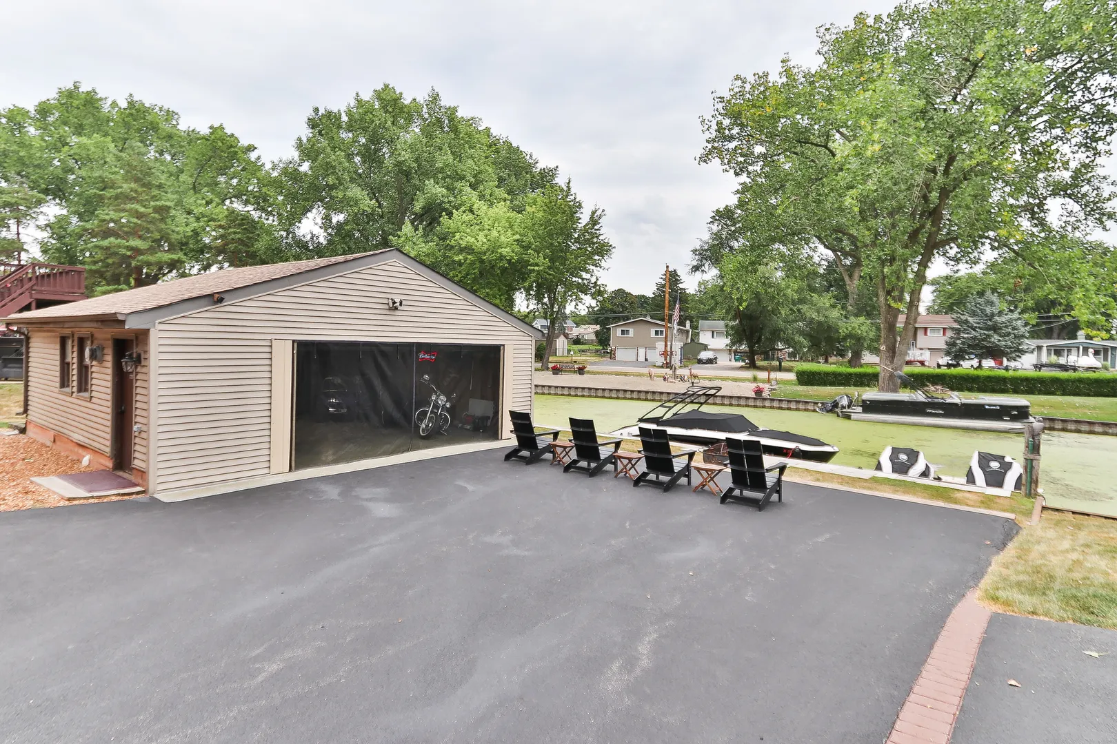 717 Monterrey Terrace IL