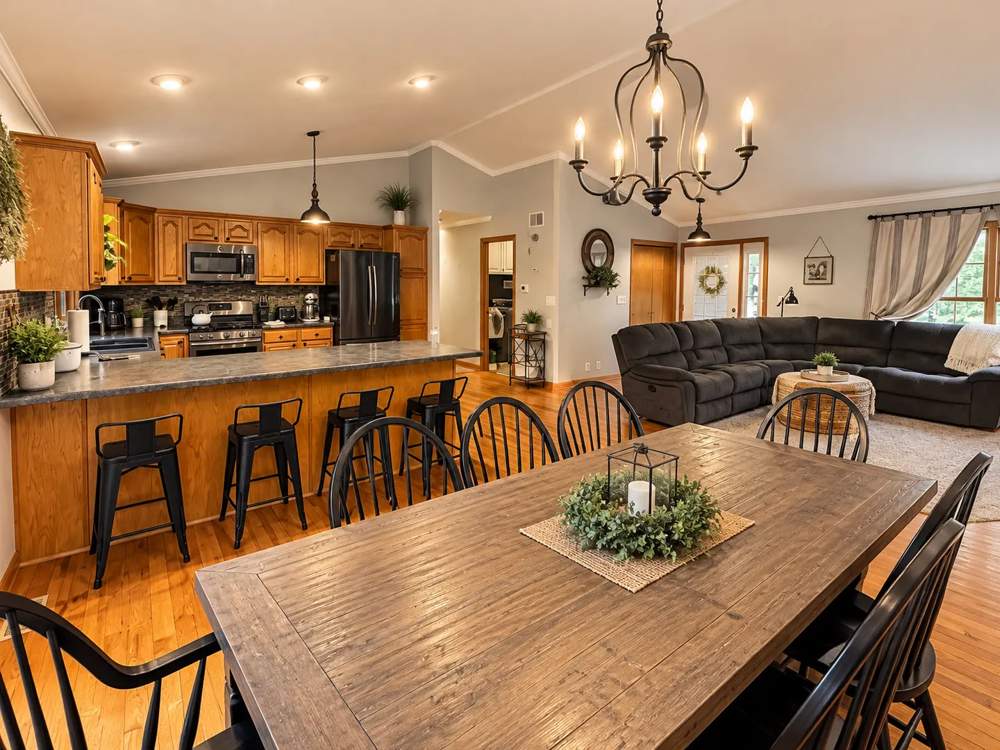 373 Lake Thunderbird Drive IL