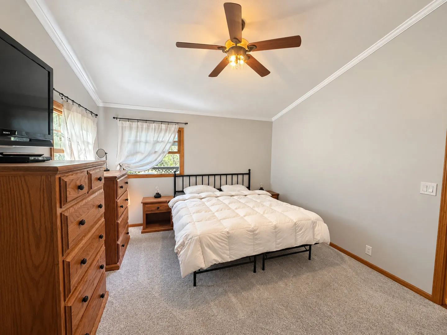 373 Lake Thunderbird Drive IL