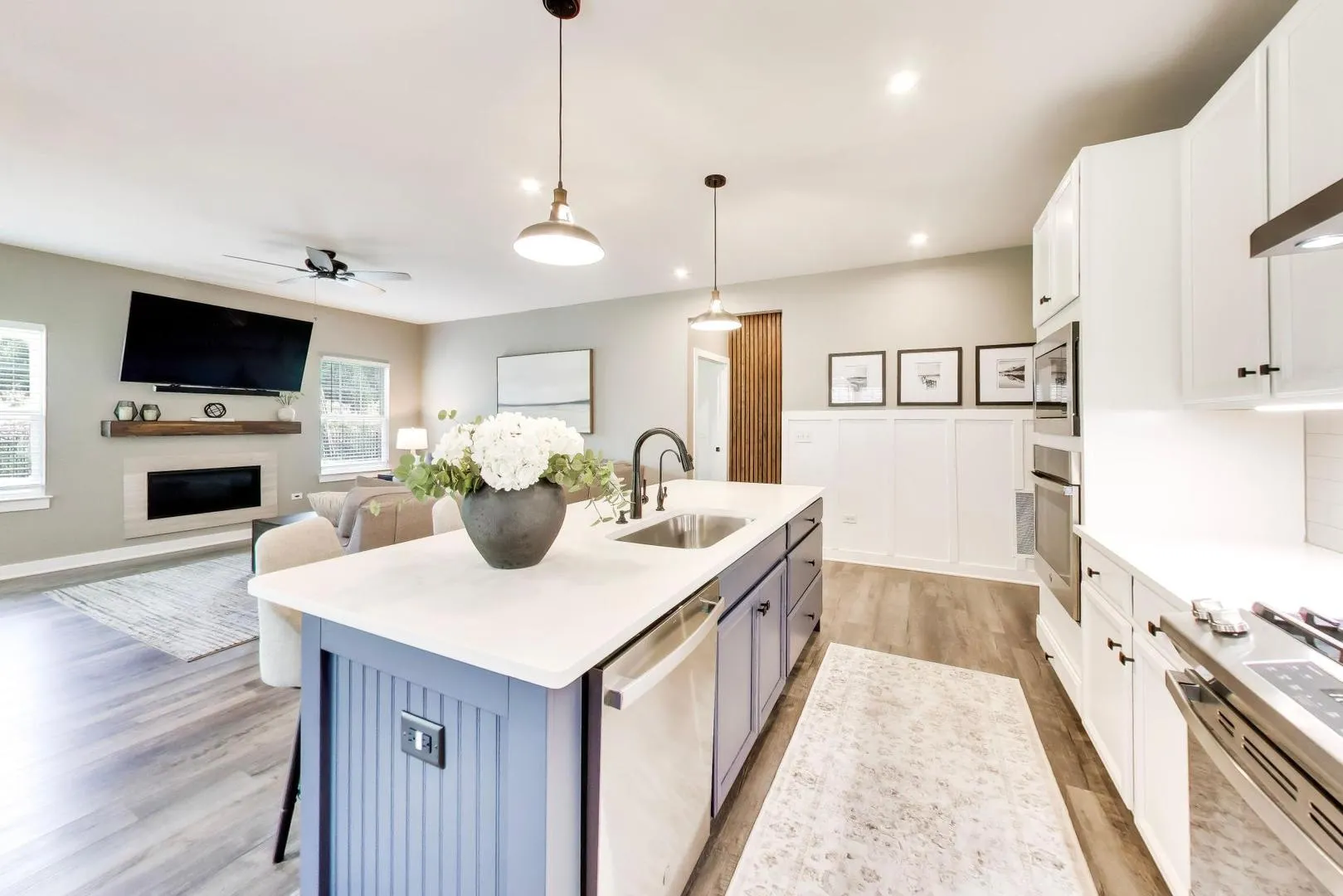 3688 Reddington Circle IL