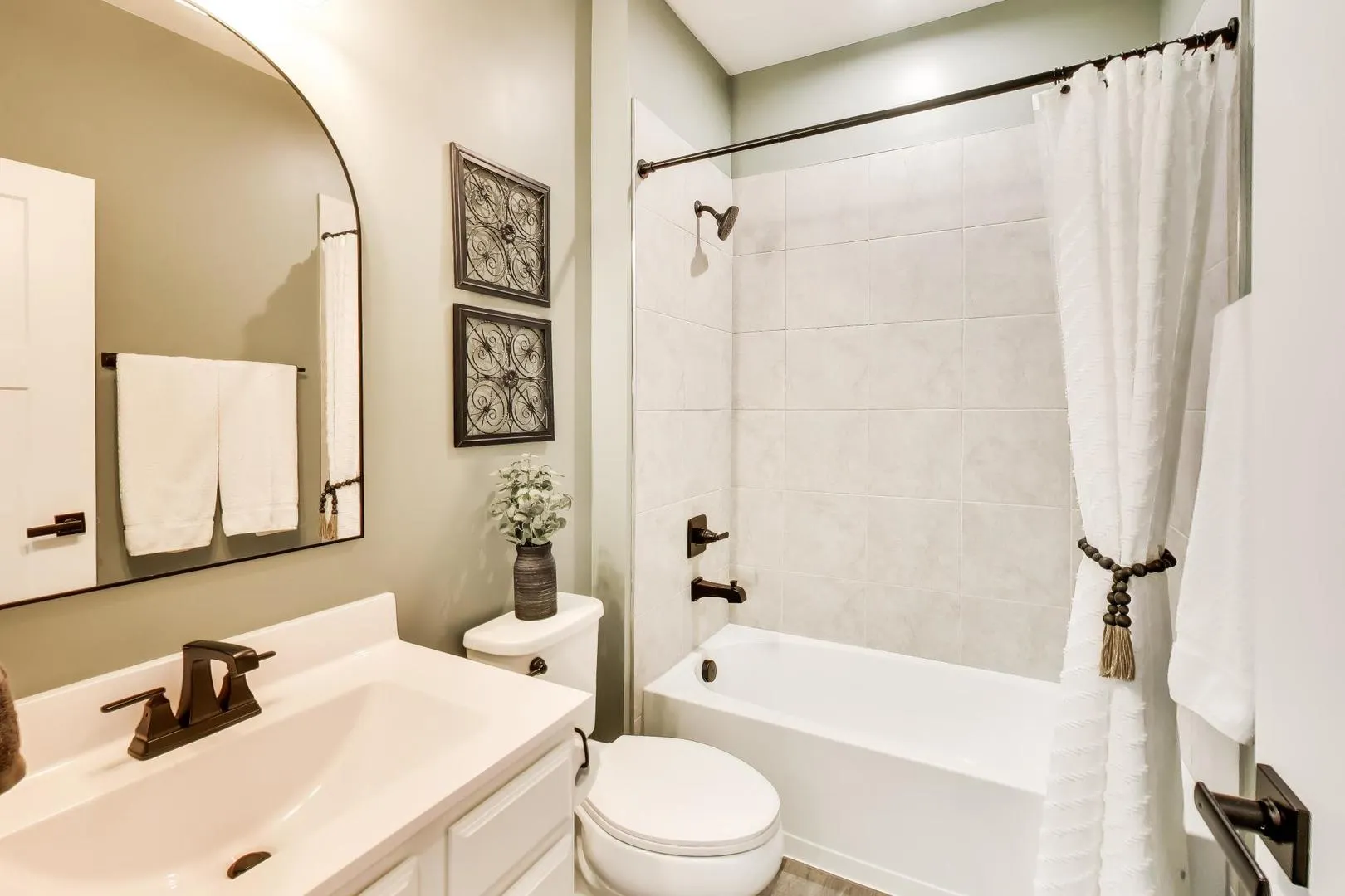 3688 Reddington Circle IL
