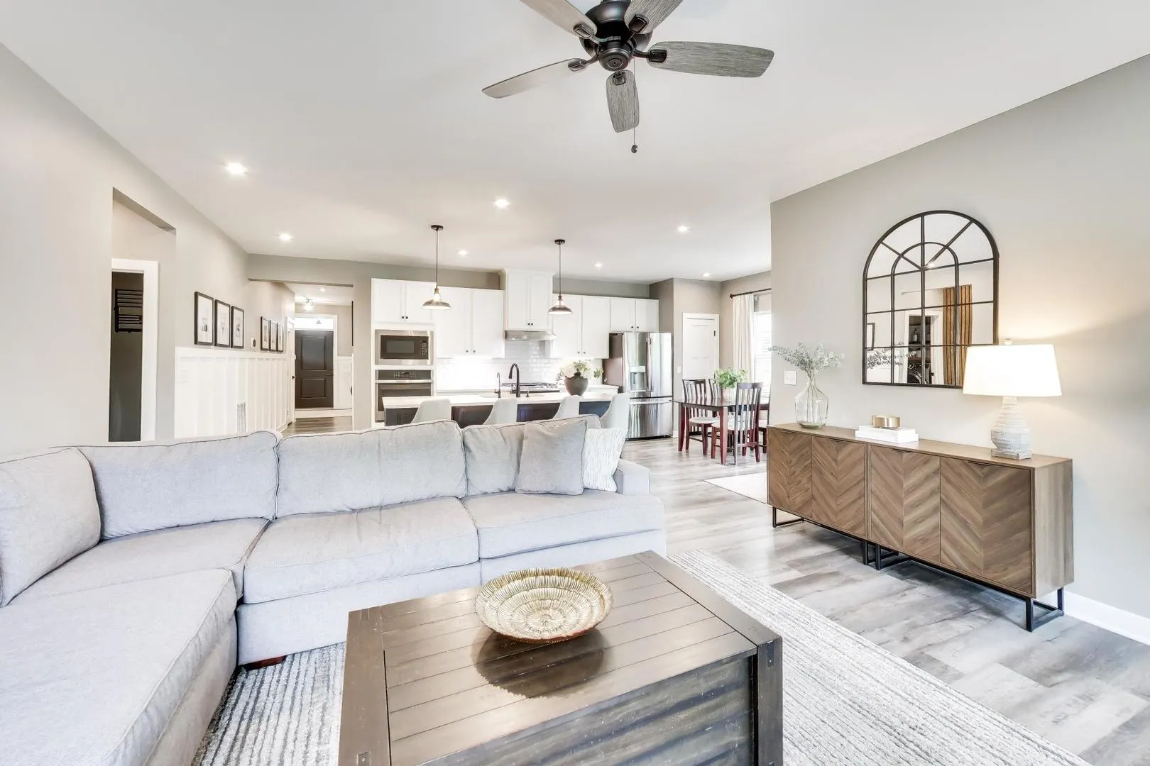 3688 Reddington Circle IL