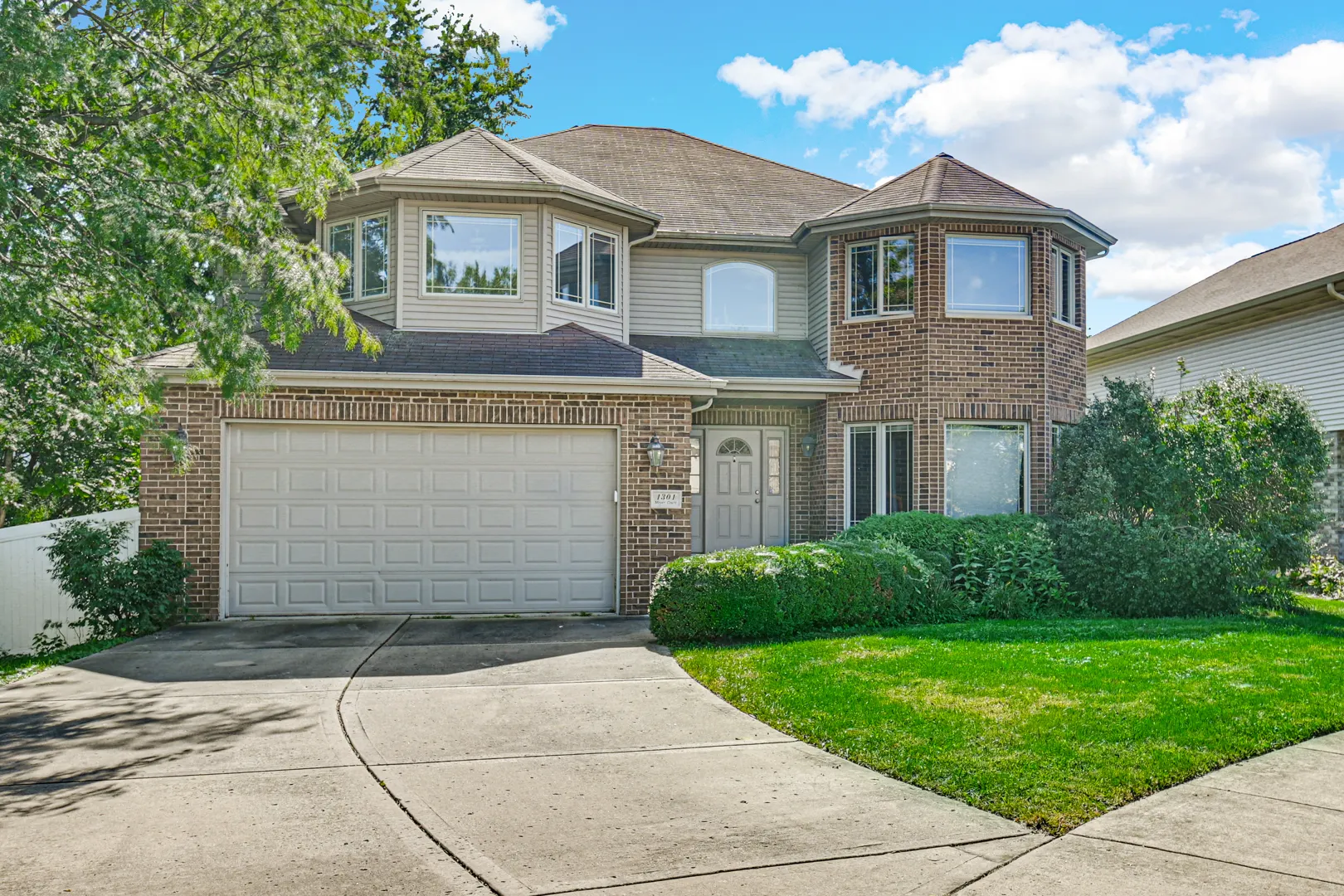 1301 Meyer Court IL