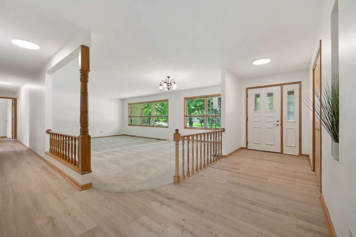 2720 N Bayview Lane IL