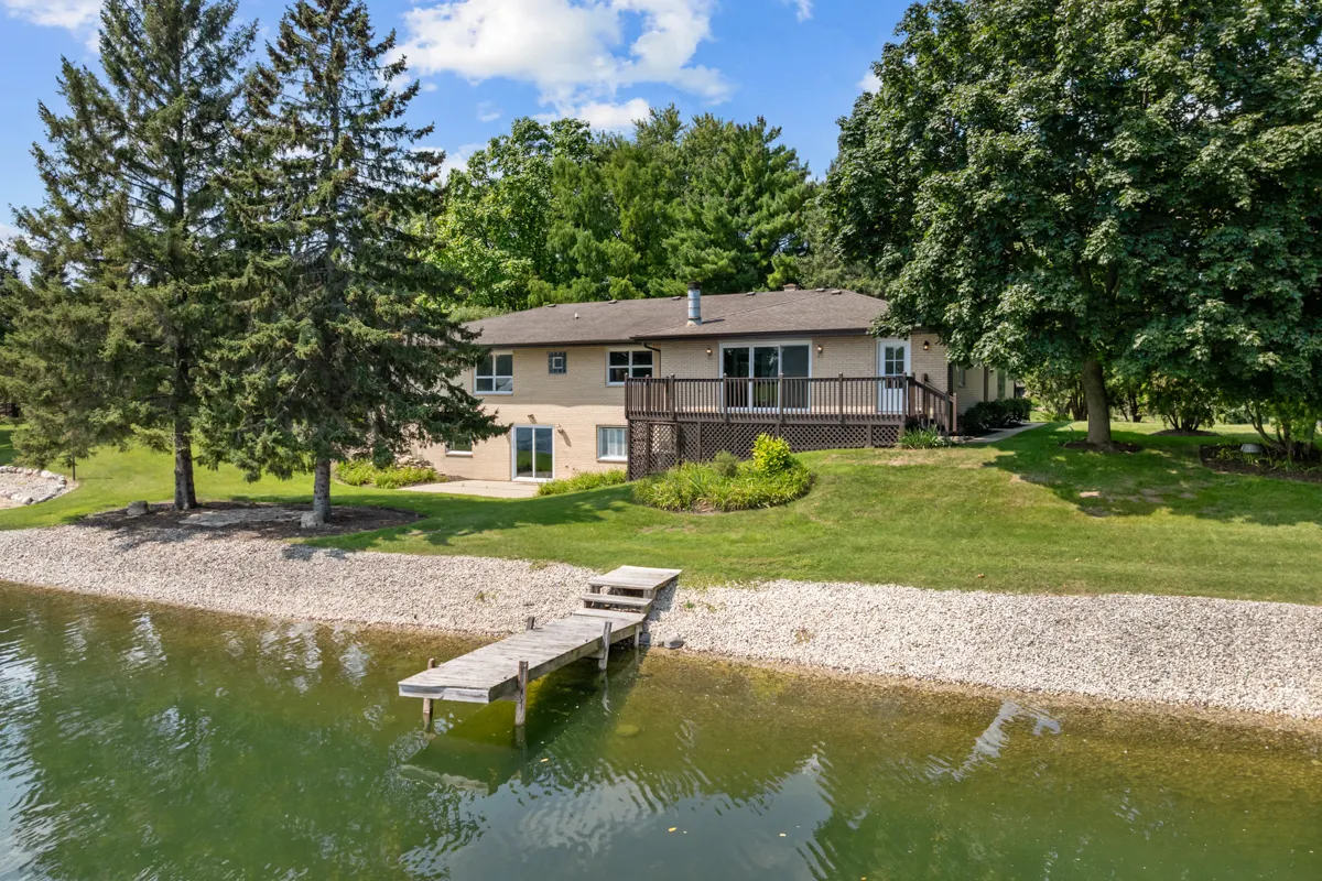 2720 N Bayview Lane IL