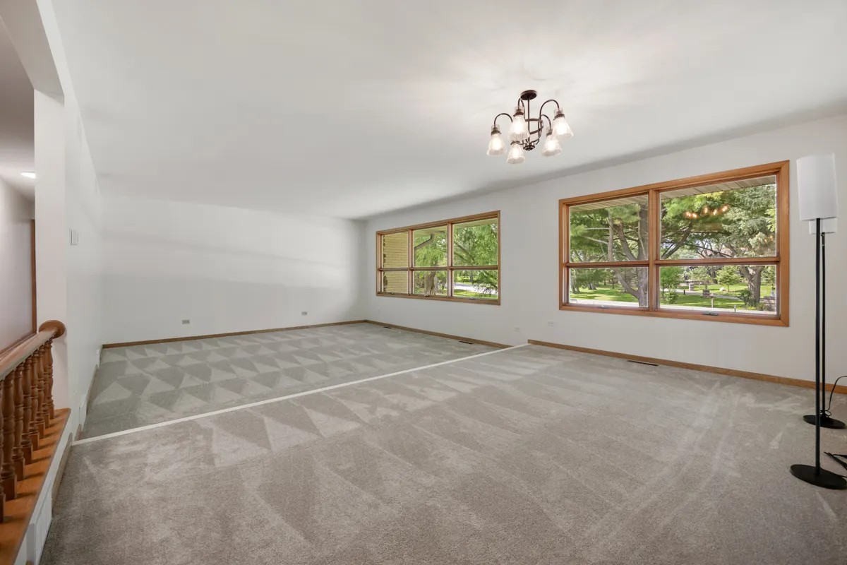2720 N Bayview Lane IL