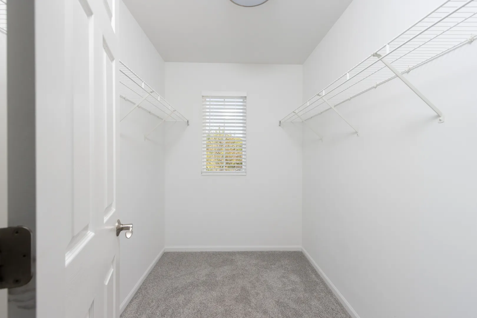 2521 Evergreen Circle IL