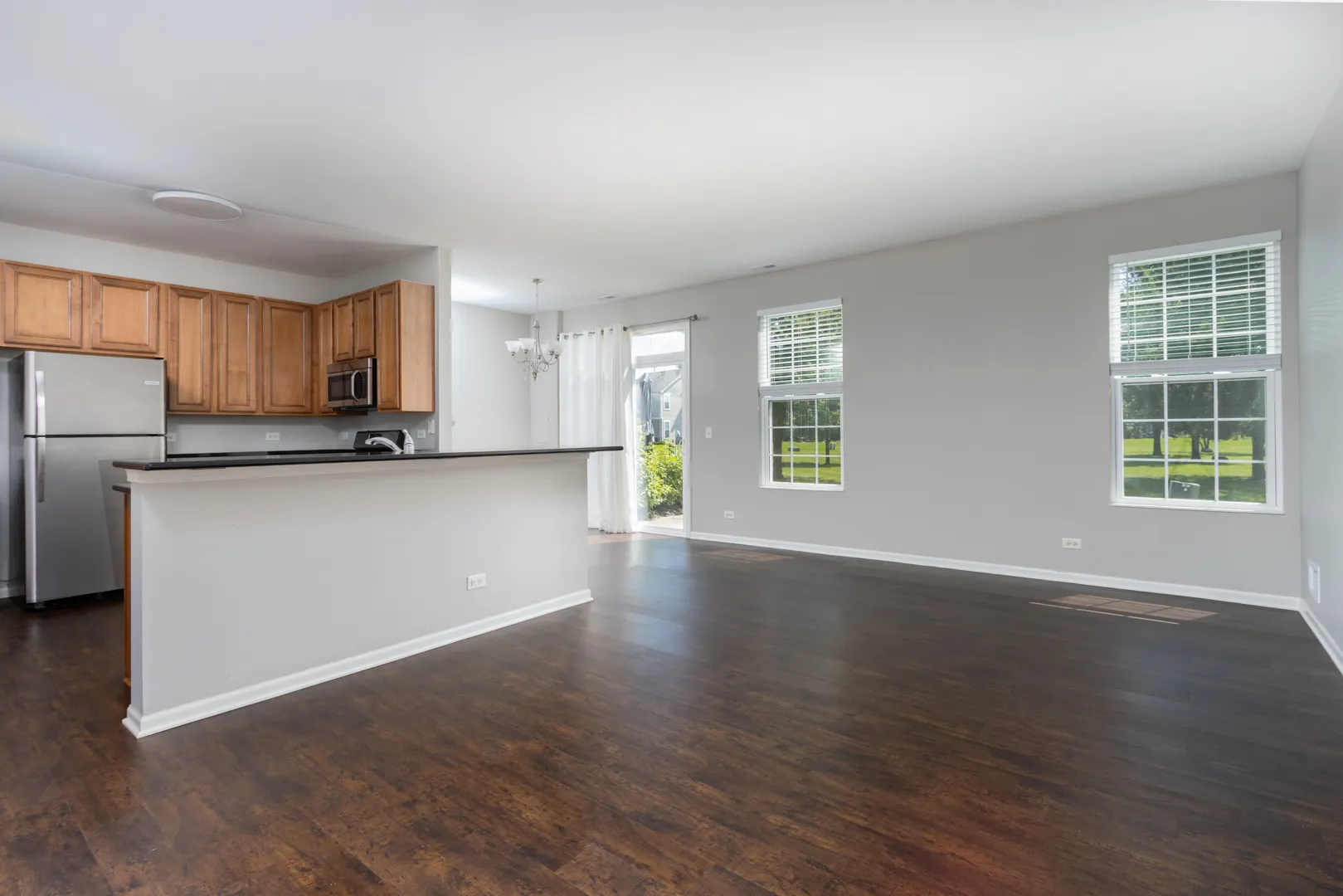 2521 Evergreen Circle IL