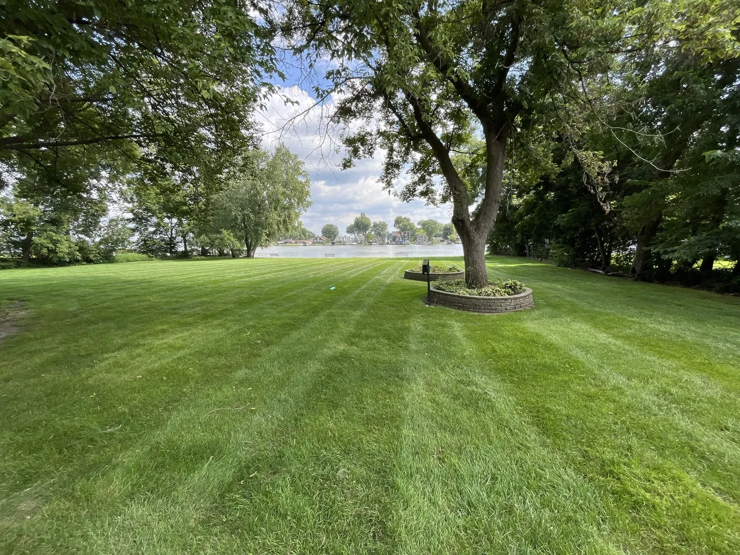 1104 Jasper Drive IL