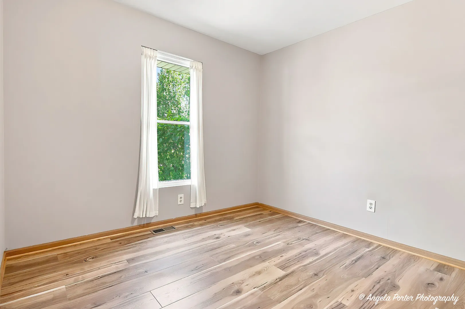 419 Wimbleton Trail IL