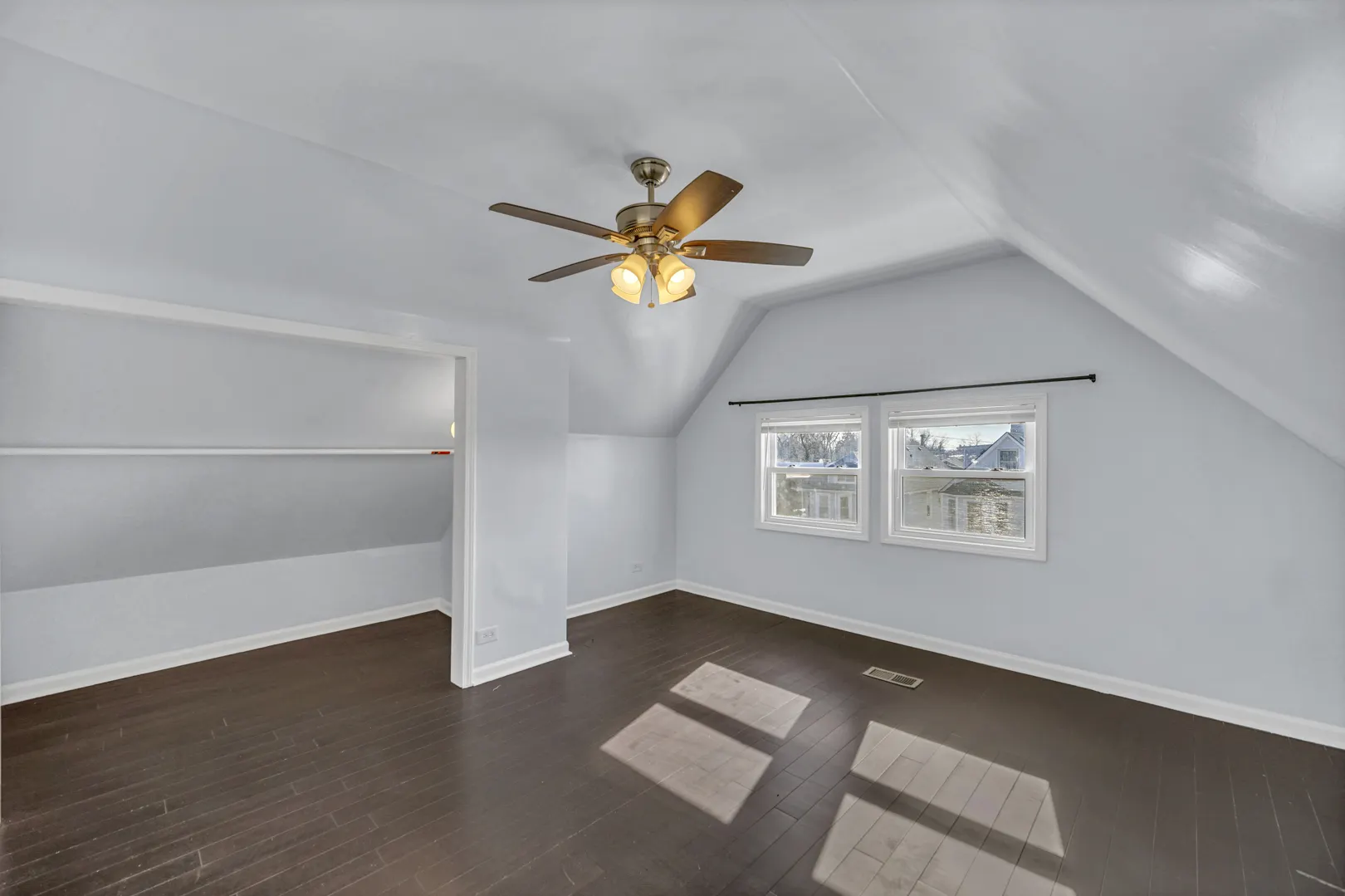4908 W Byron Street IL