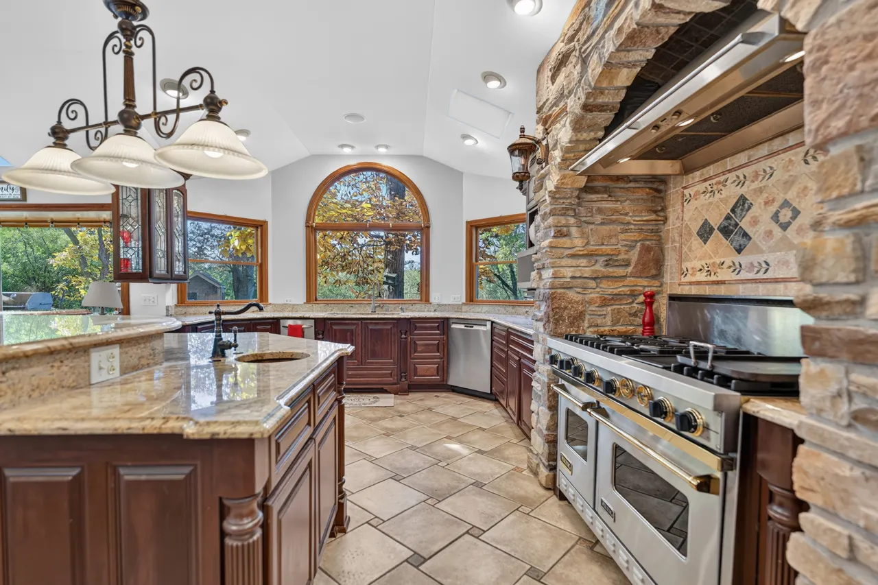 398 N River Glen Avenue IL