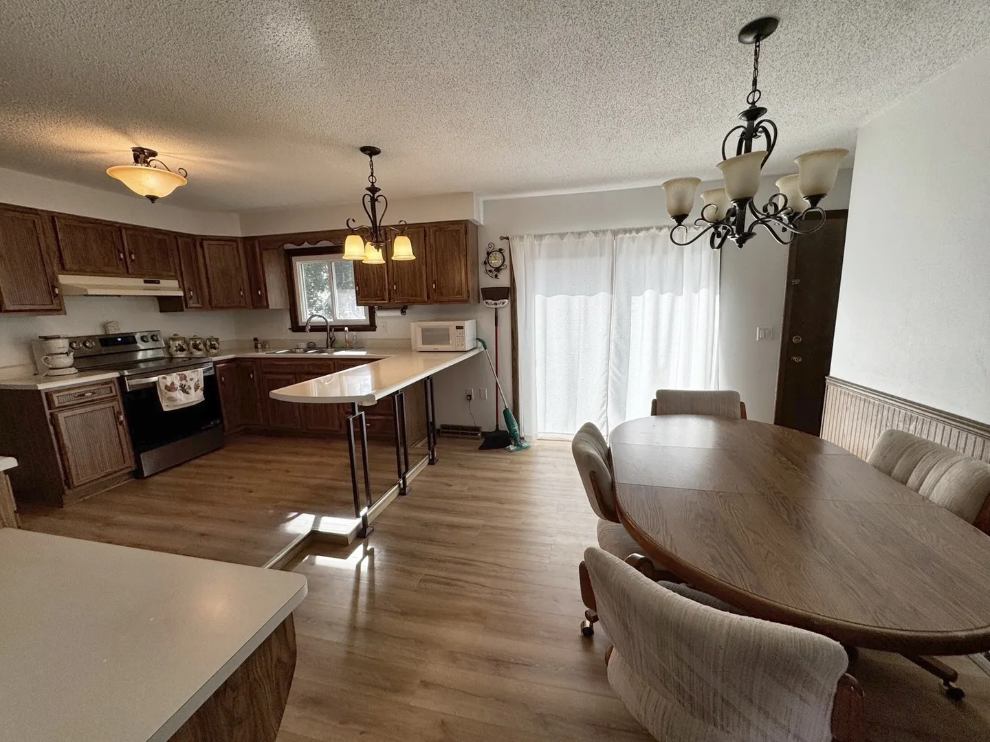 508 S 8th Street IL