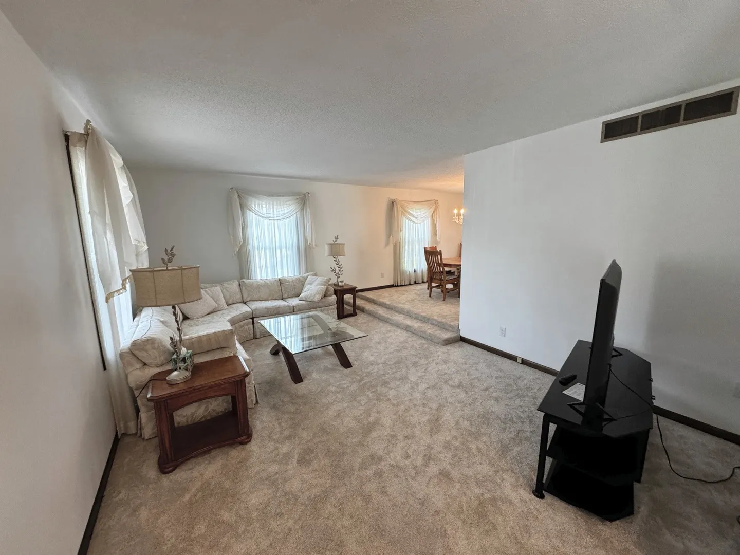 508 S 8th Street IL