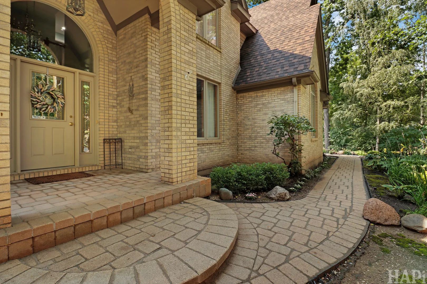 2708 Whiting Court IL
