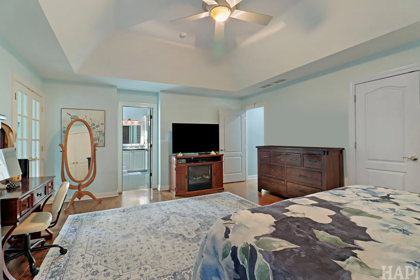 2708 Whiting Court IL