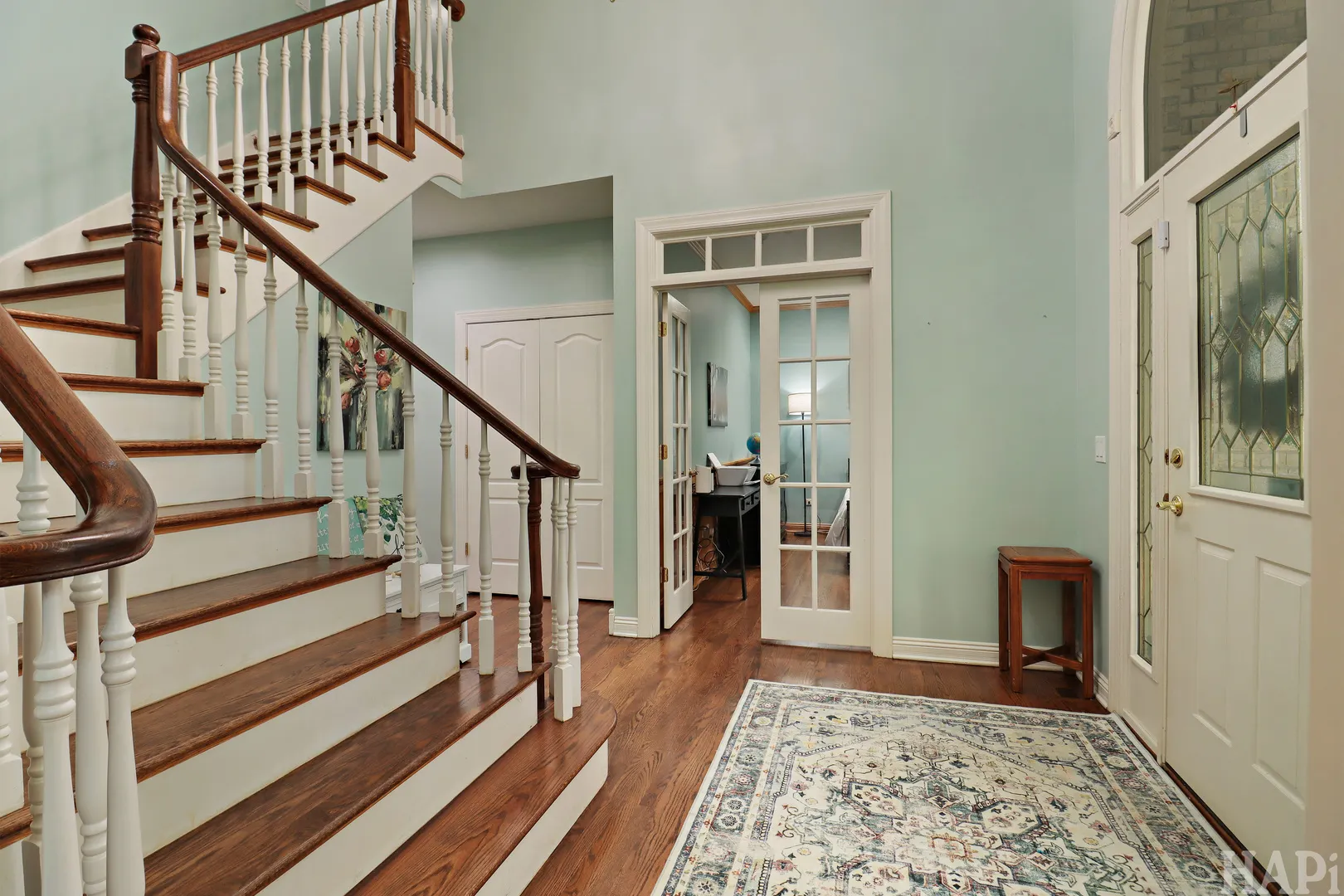 2708 Whiting Court IL