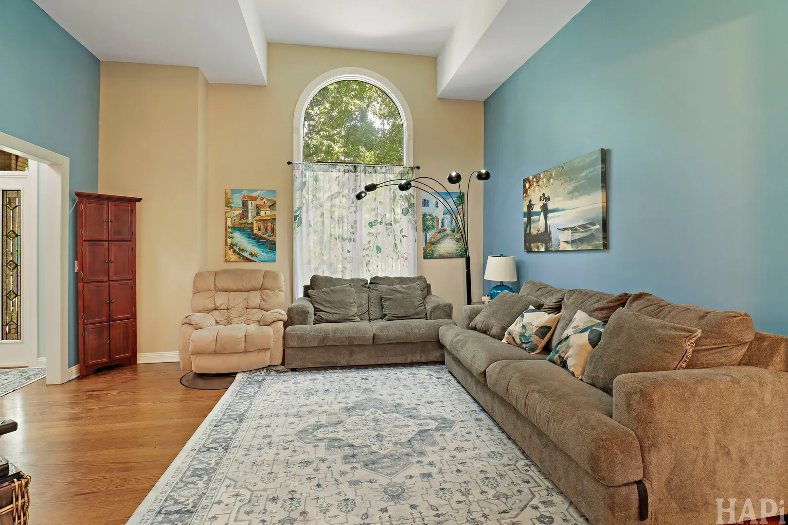 2708 Whiting Court IL
