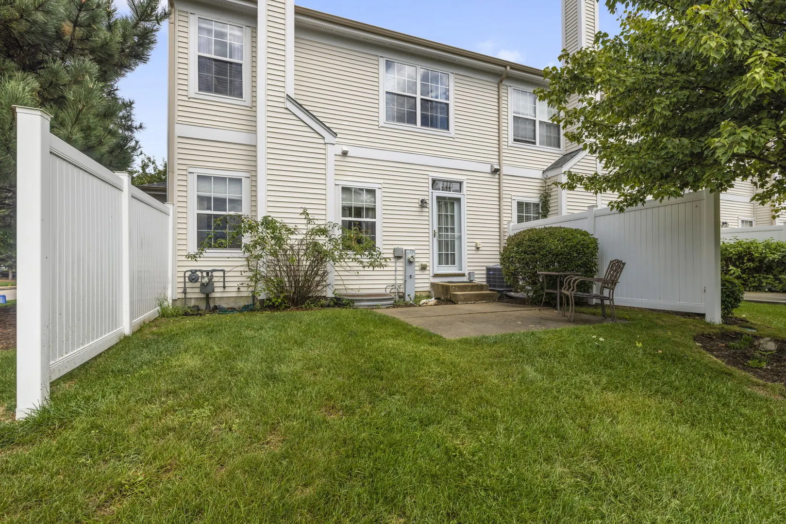 2702 Kendall Crossing IL