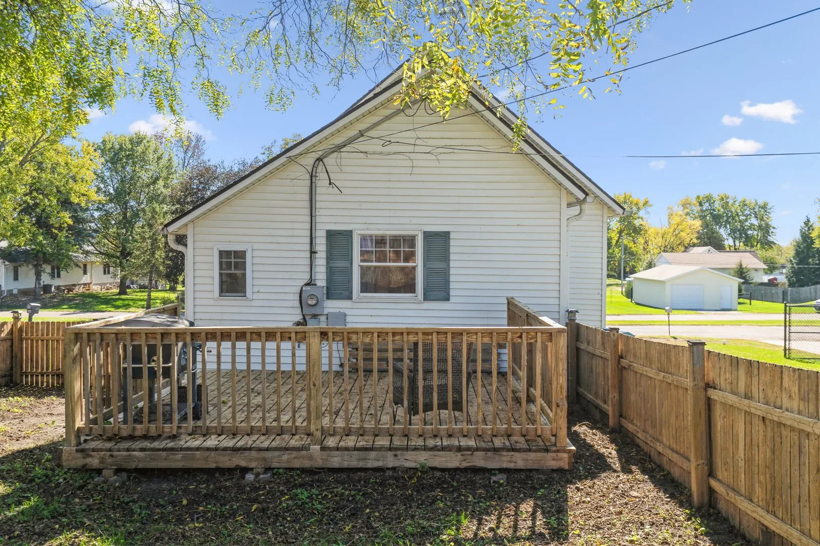 1914 14th Avenue S IA