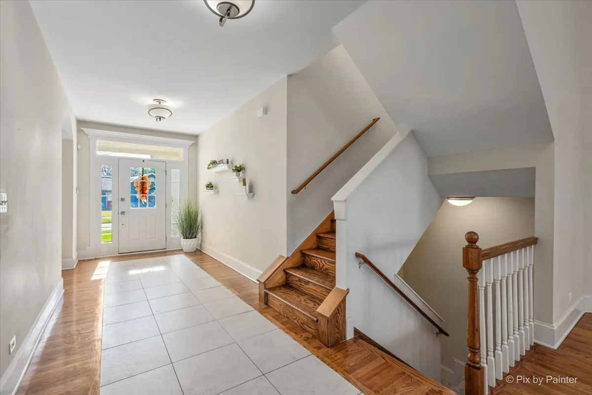 524 Tower Place IL