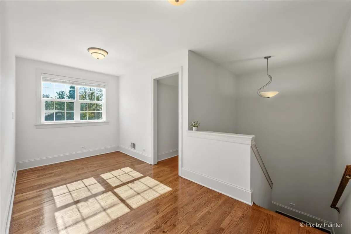 524 Tower Place IL