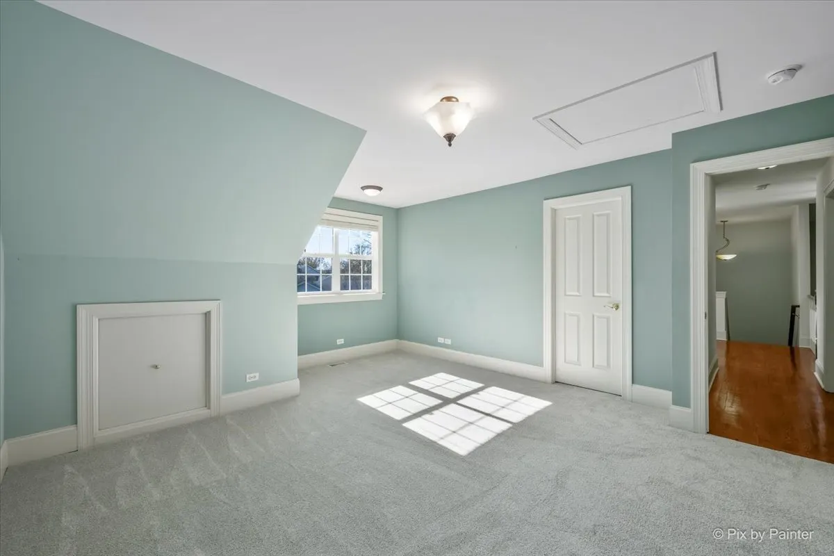 524 Tower Place IL