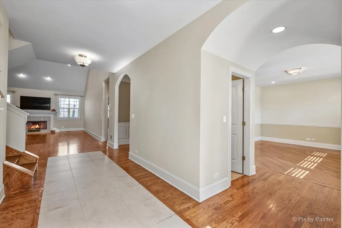 524 Tower Place IL