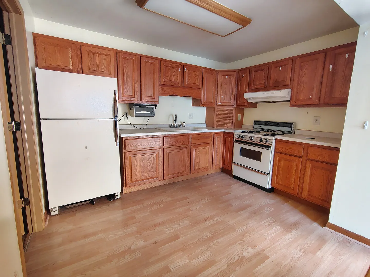 5205 WOODMAR Court IL #C
