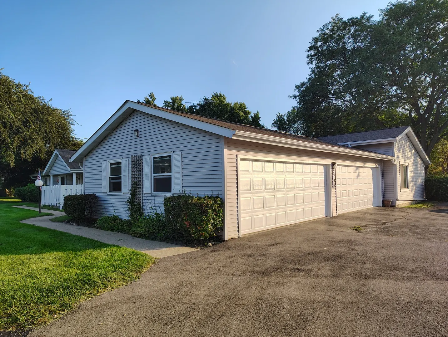 5205 WOODMAR Court IL #C