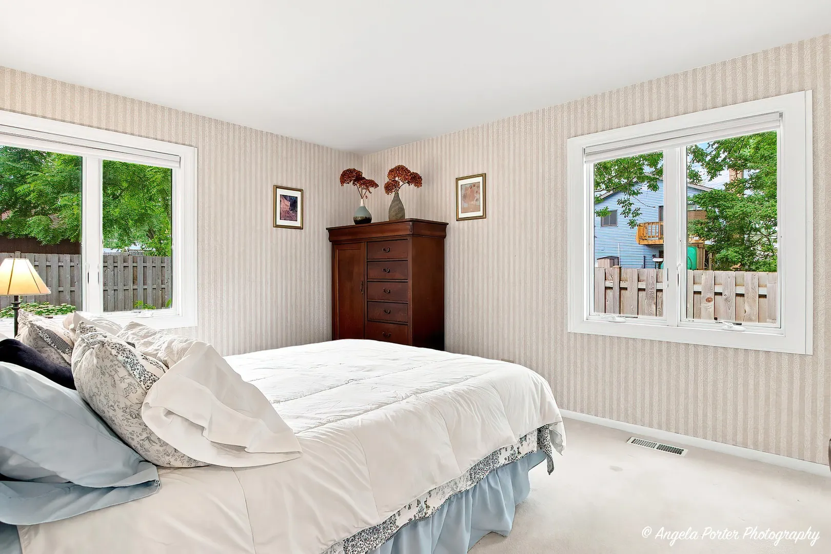 411 N Shepherd Hill Lane IL