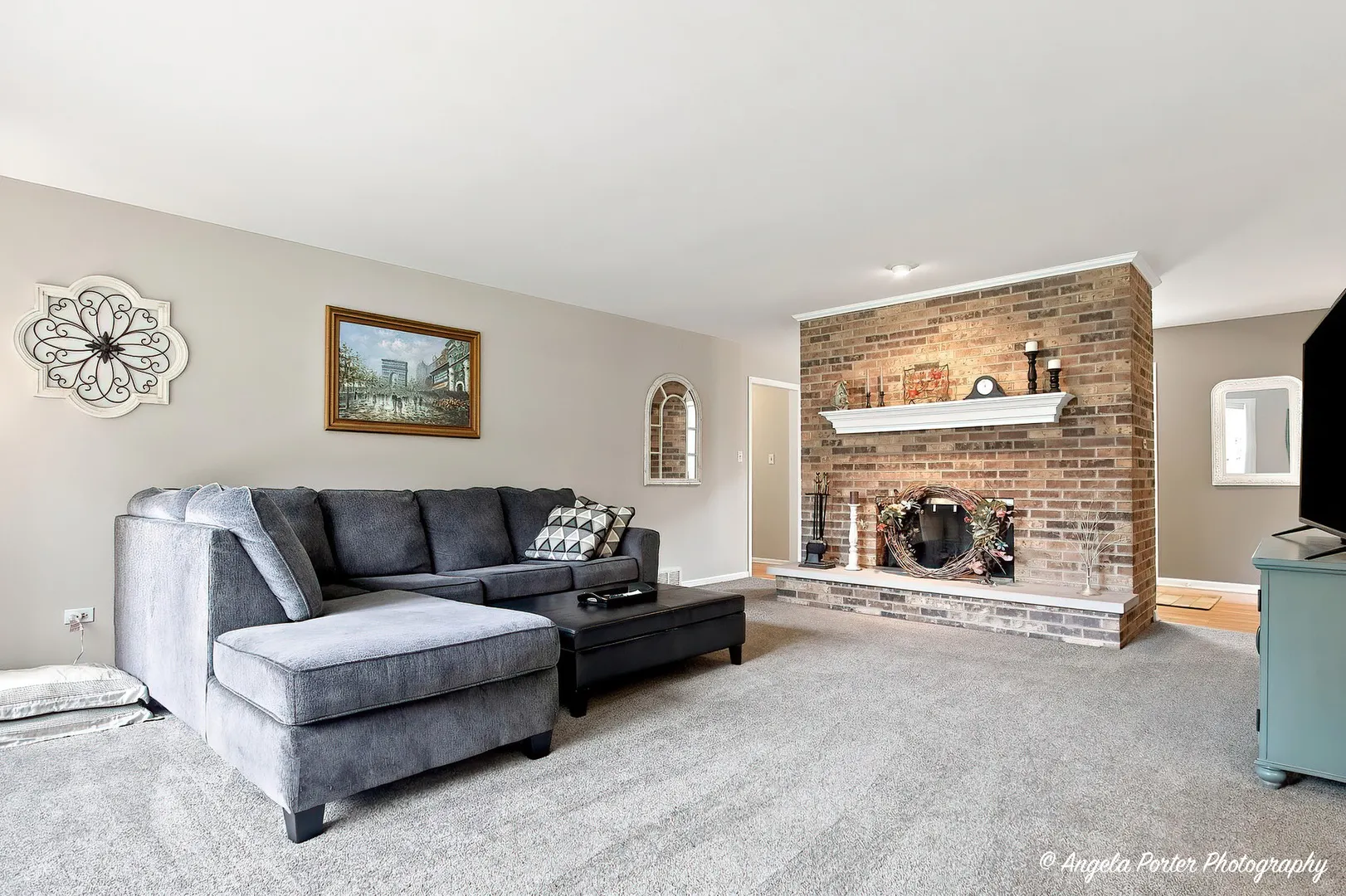 411 N Shepherd Hill Lane IL