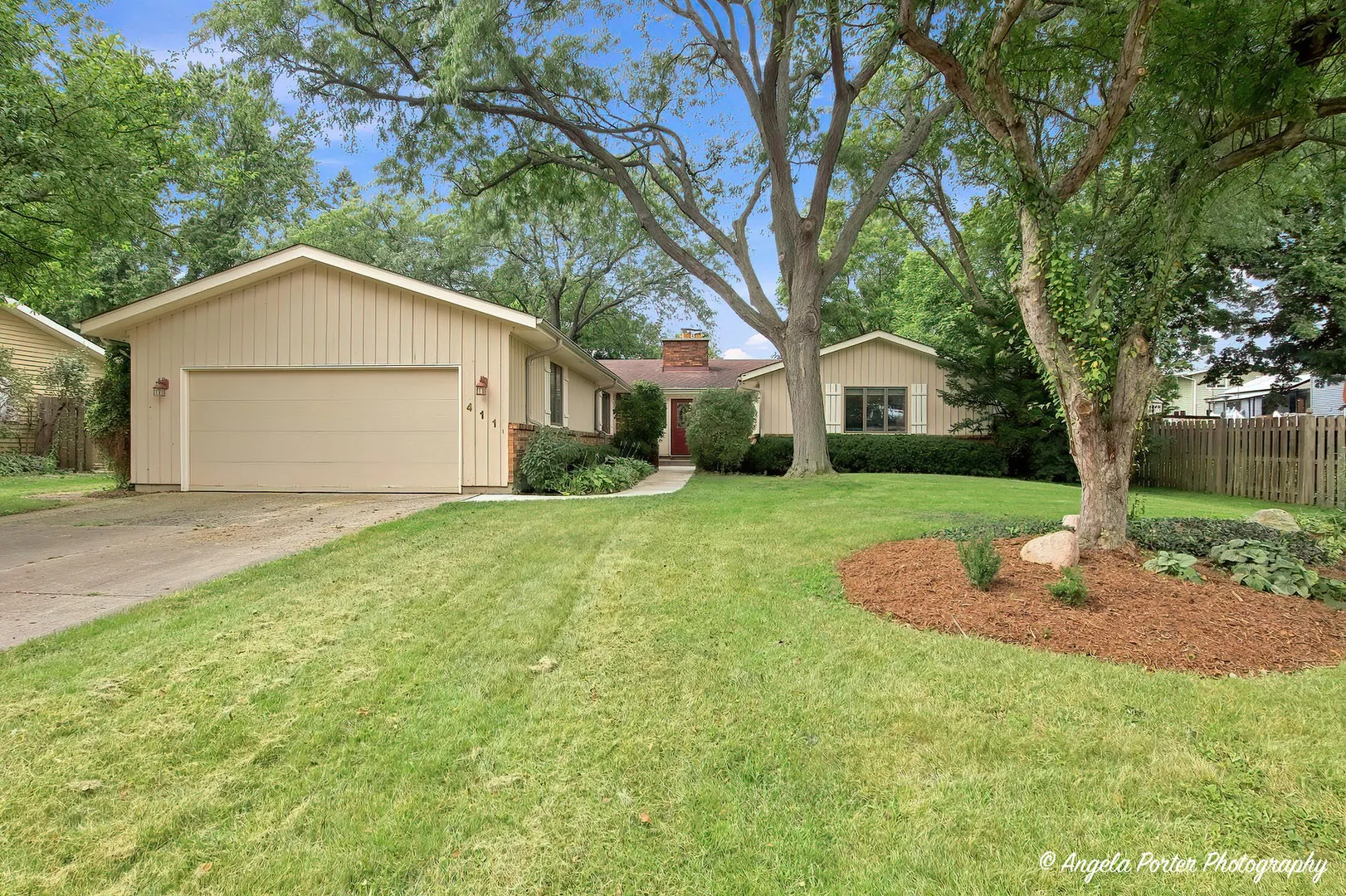 411 N Shepherd Hill Lane IL