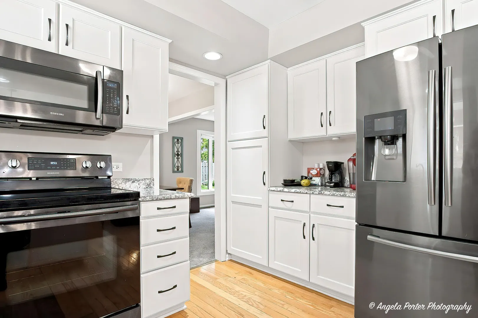411 N Shepherd Hill Lane IL