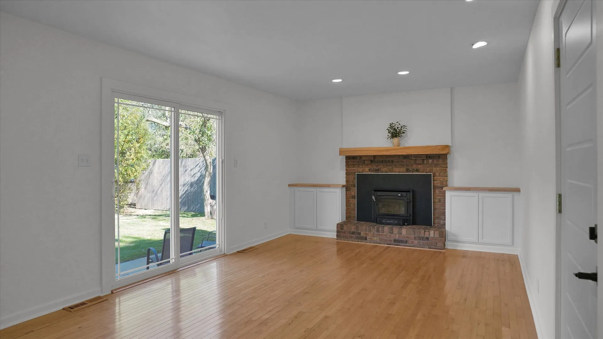 2604 Berniece Drive IL