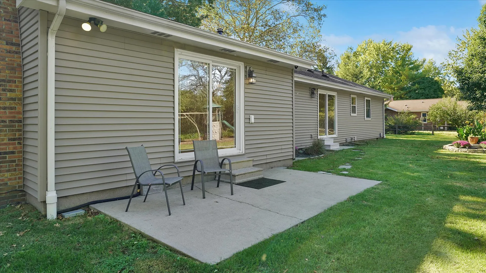 2604 Berniece Drive IL