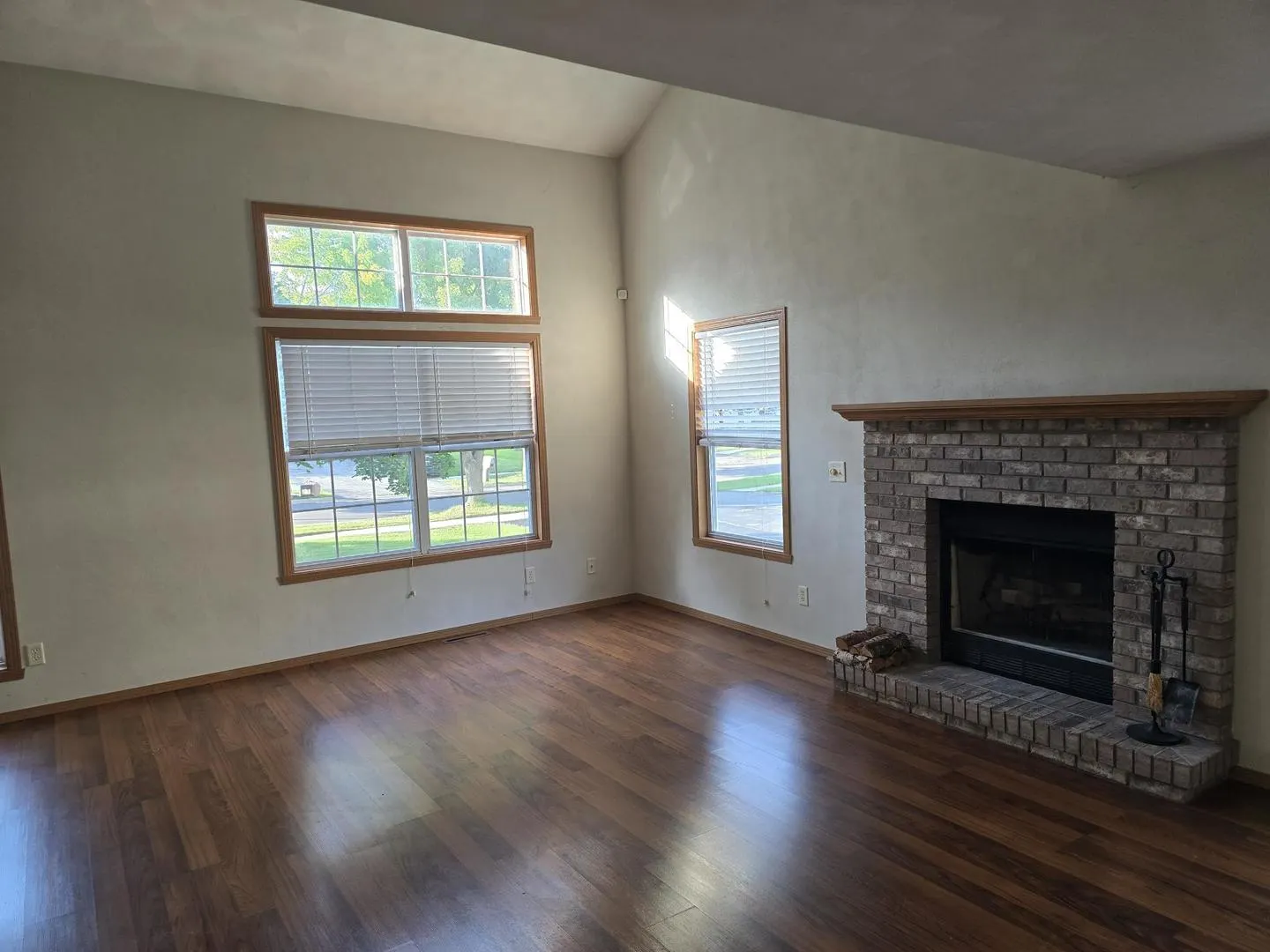 6585 SONOMA IL