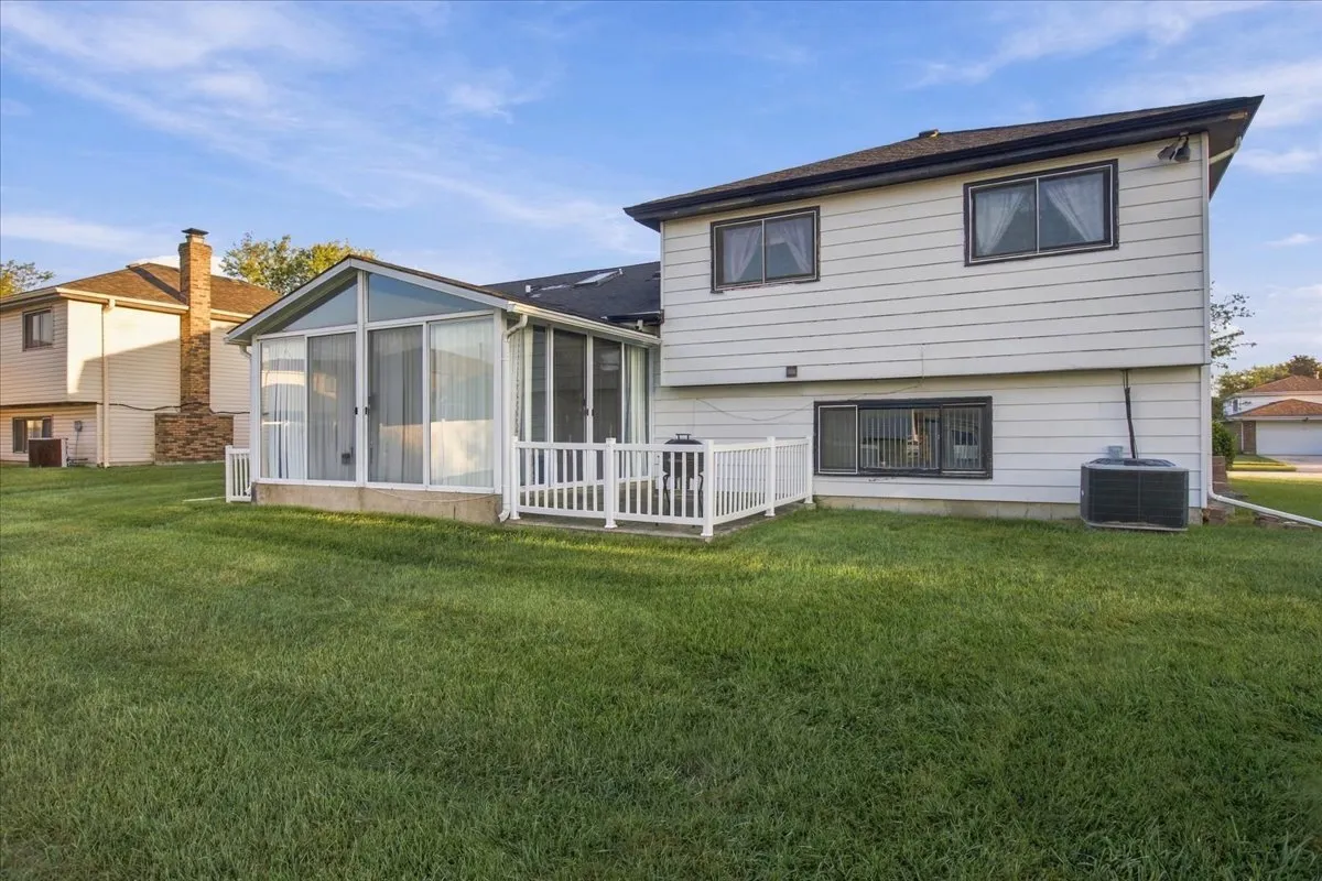 6239 White Birch Lane IL