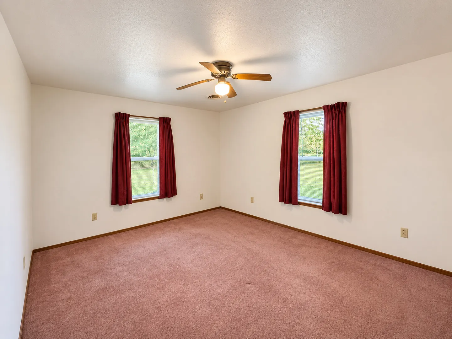 9453 1725 East Street IL
