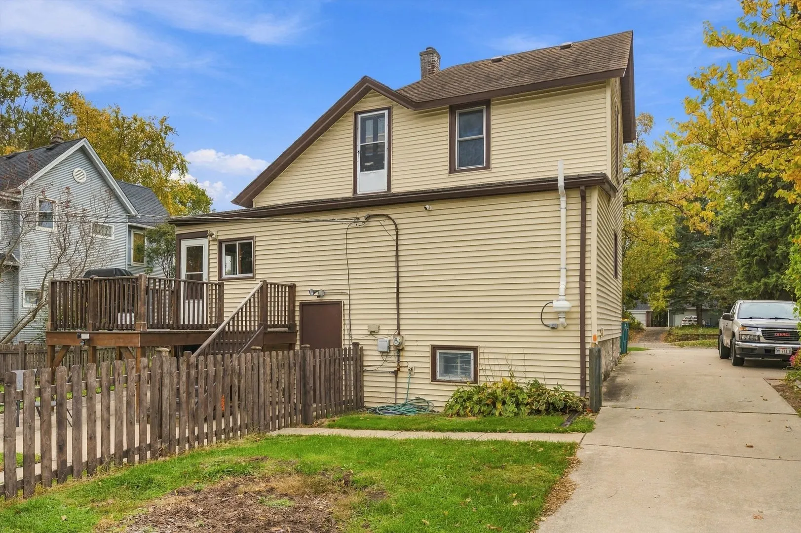 807 Campbell Street IL