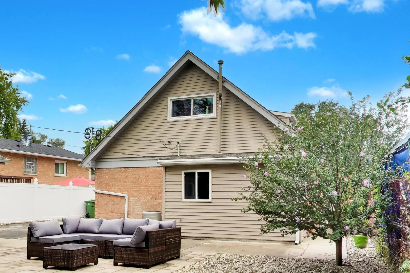 12231 S Lawndale Avenue IL