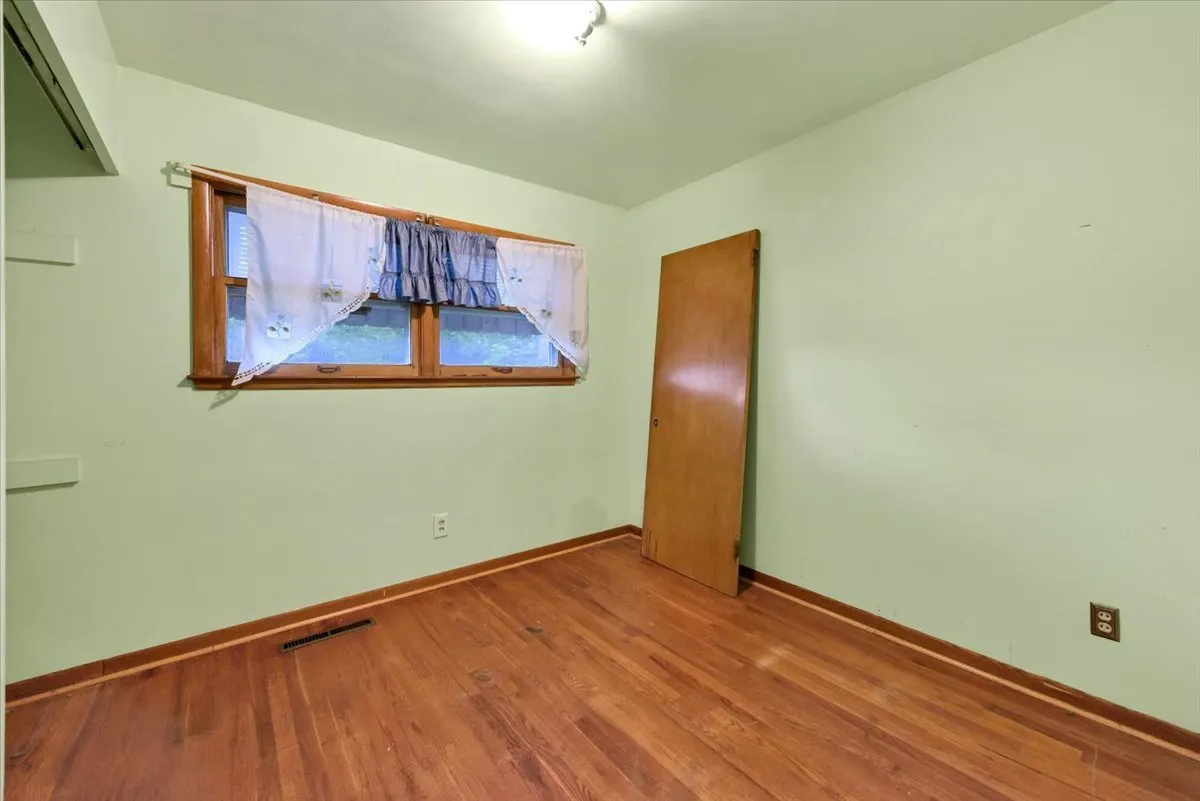 5715 Fox Lake Road IL