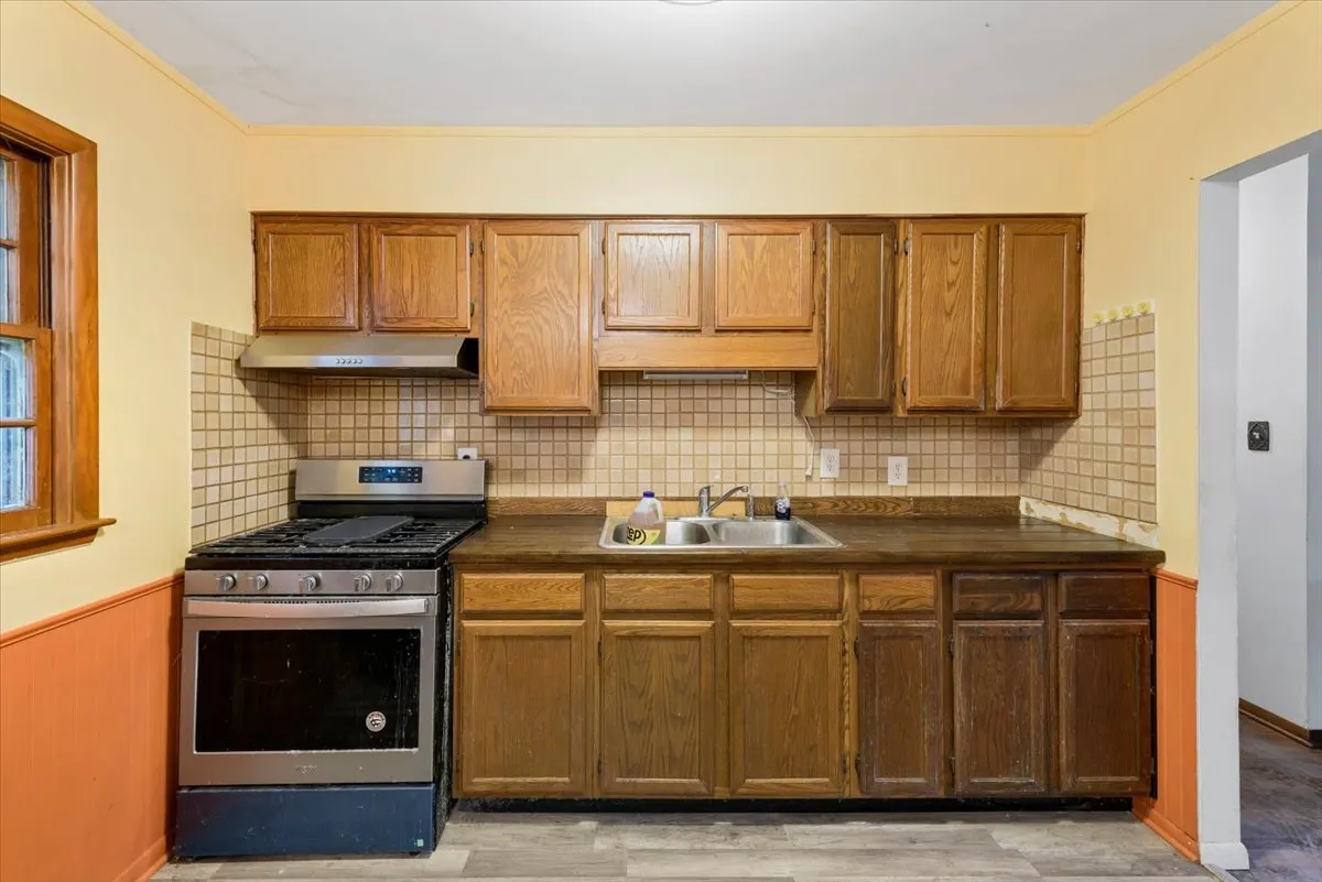 5715 Fox Lake Road IL